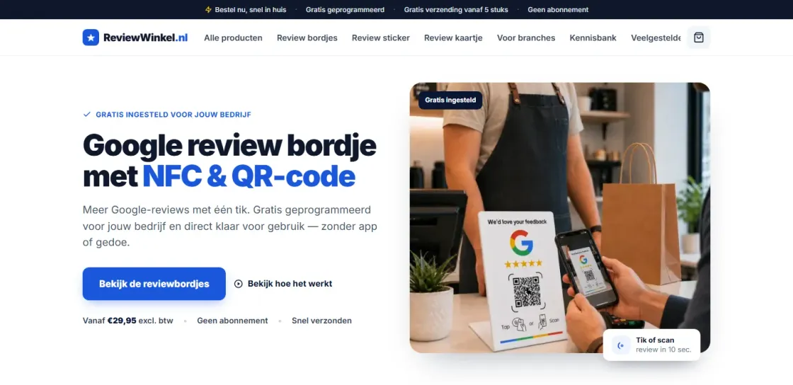 Homepage van de webshop ReviewWinkel.nl met een Google review bordje met NFC en QR-code